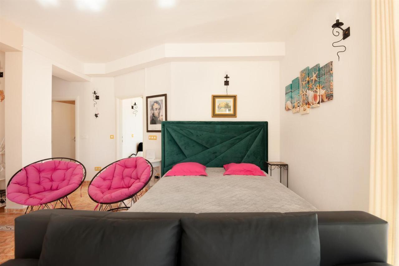 Apartments Gordana Lokva Rogoznica Bagian luar foto