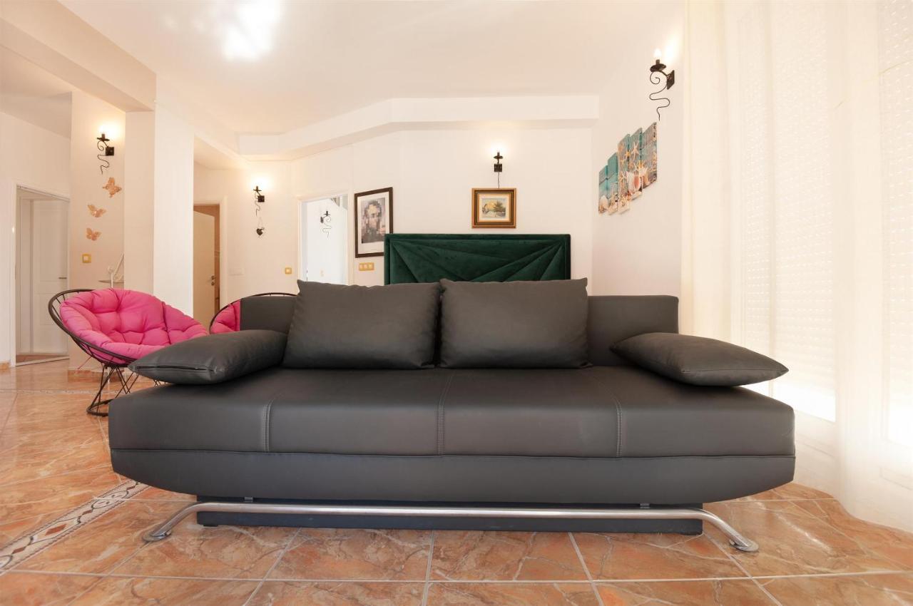 Apartments Gordana Lokva Rogoznica Bagian luar foto