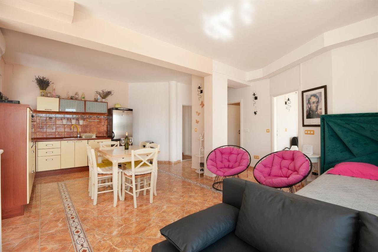 Apartments Gordana Lokva Rogoznica Bagian luar foto