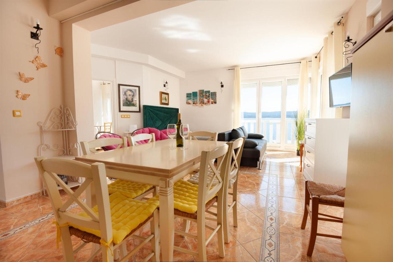 Apartments Gordana Lokva Rogoznica Bagian luar foto